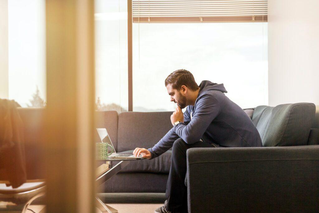 Devo tratar meus leads inbound e outbound da mesma maneira?