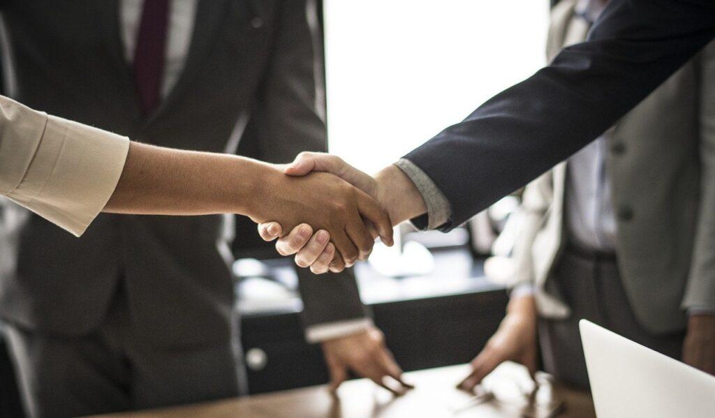 Como Conseguir Seus 10 Primeiros Clientes