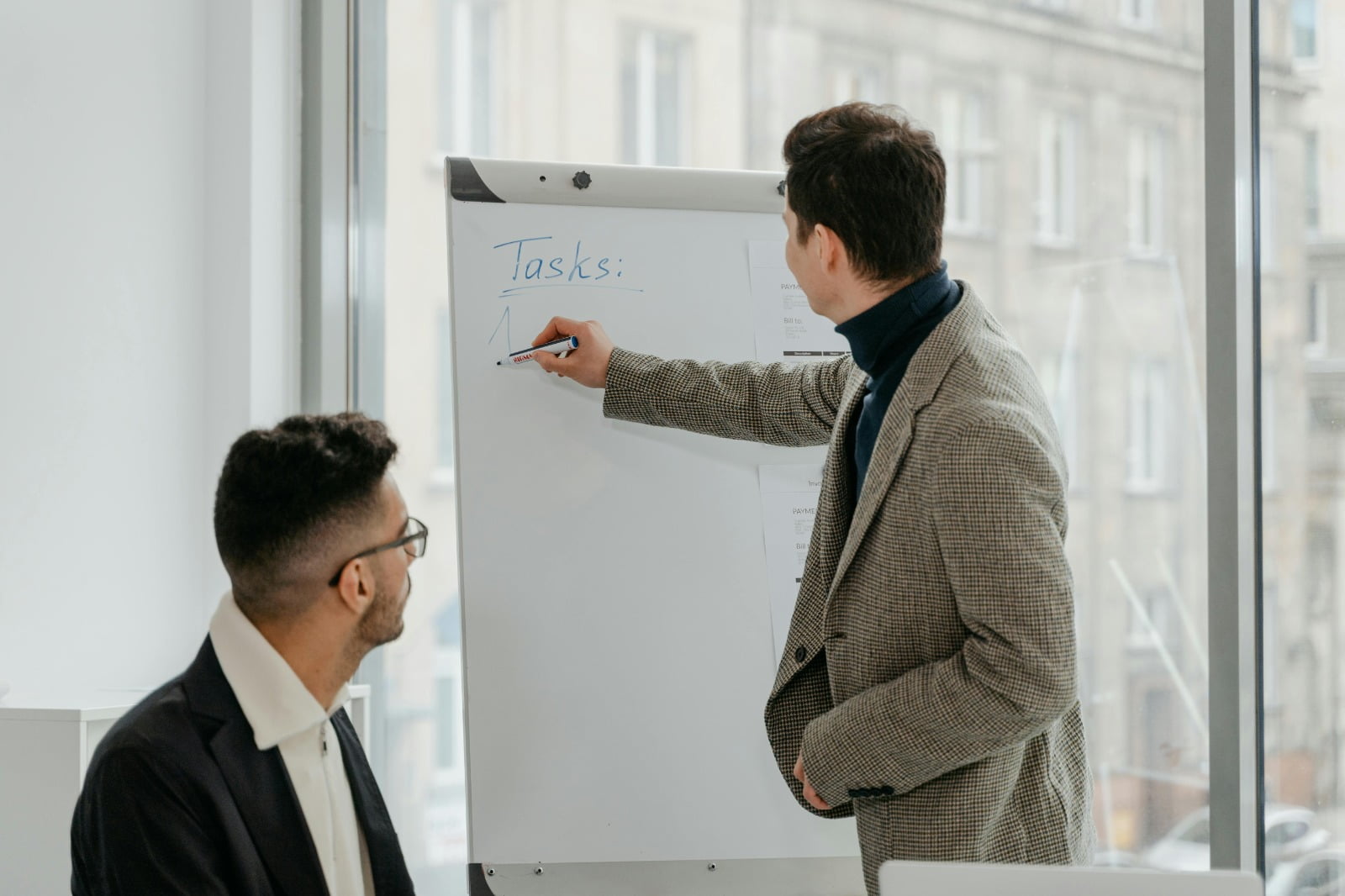 Como funciona o trabalho de uma consultoria?